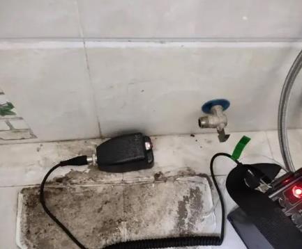 格尔木屋顶漏水维修公司分享下卫生间漏水的危害及解决方法